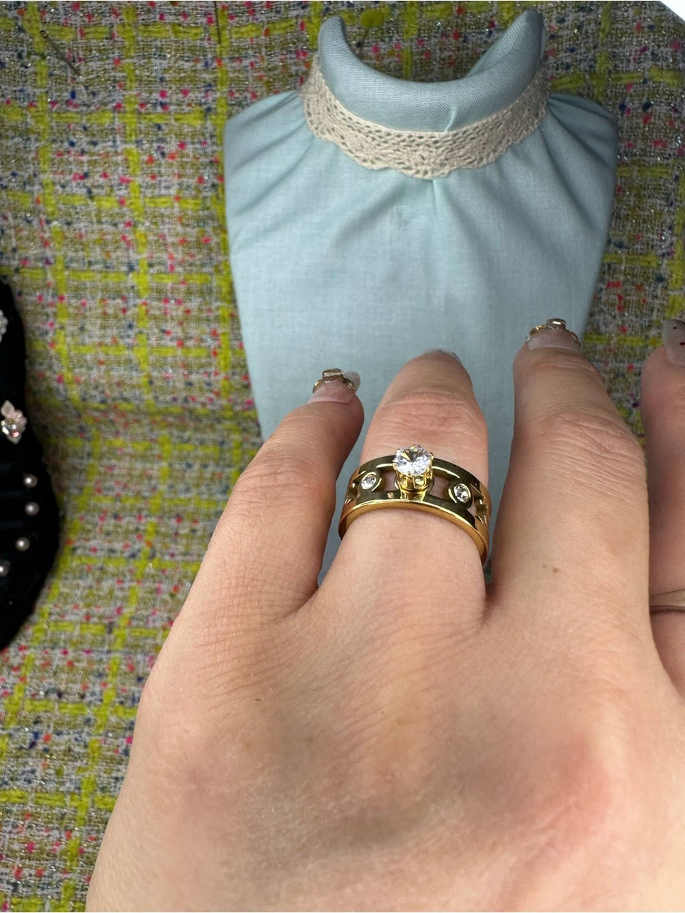 Gold-Tone Solitaire & Band Ring Set - Gold size 6.5